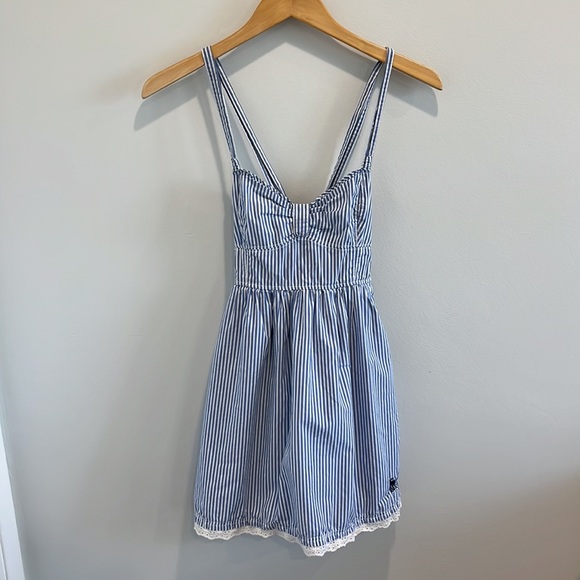Abercrombie & Fitch Dresses & Skirts - Abercrombie & Fitch Mini Dress Blue & White Stripes Eyelet Lace Trim Small